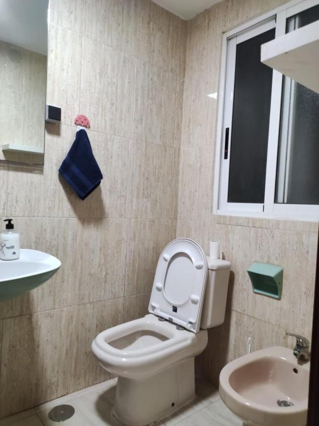 35-3- Комната В Квартире Для Семьи От 1 До 4 Человек В Центре Аликанте Alicante Bagian luar foto