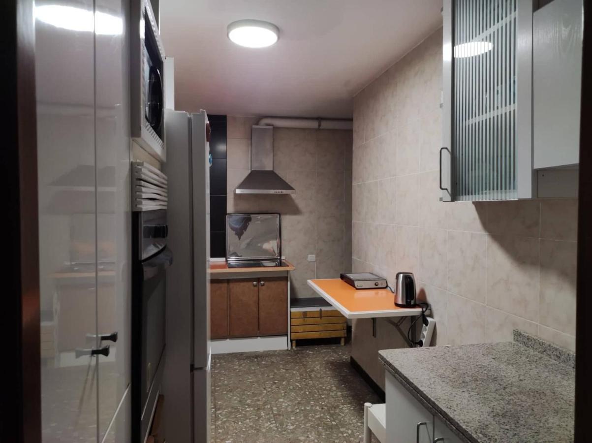 35-3- Комната В Квартире Для Семьи От 1 До 4 Человек В Центре Аликанте Alicante Bagian luar foto