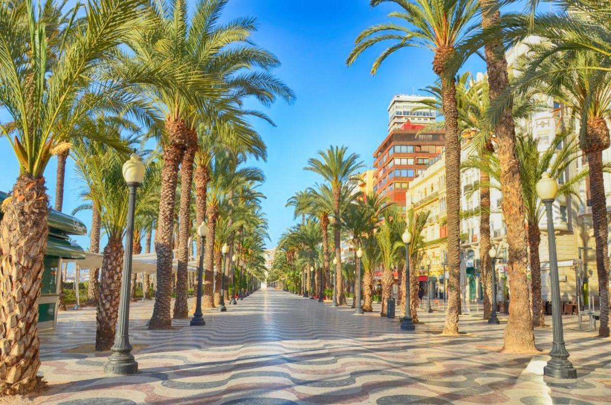 35-3- Комната В Квартире Для Семьи От 1 До 4 Человек В Центре Аликанте Alicante Bagian luar foto